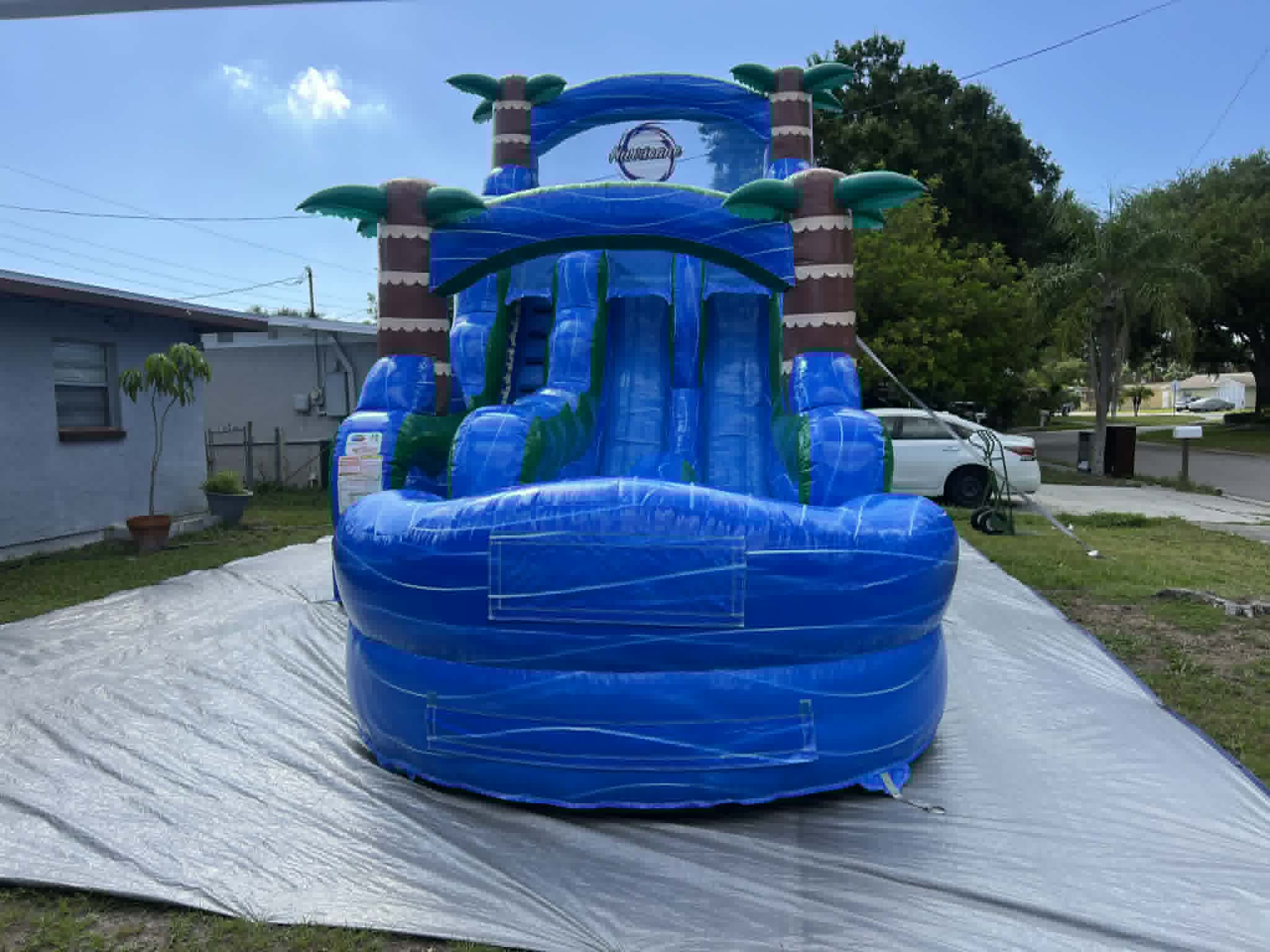 18ft Blue Hurricane, front view